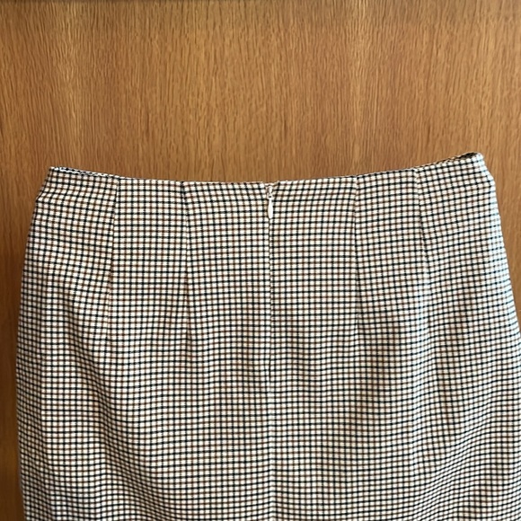 Front slit Gingham mini skirt - Picture 5 of 6
